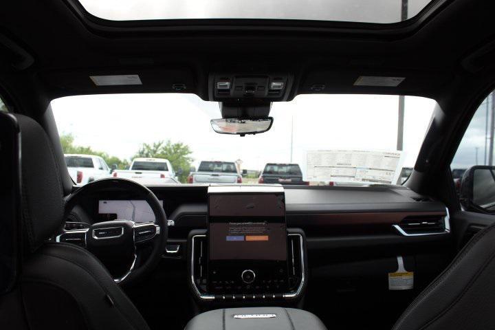 new 2025 GMC Yukon car, priced at $93,025