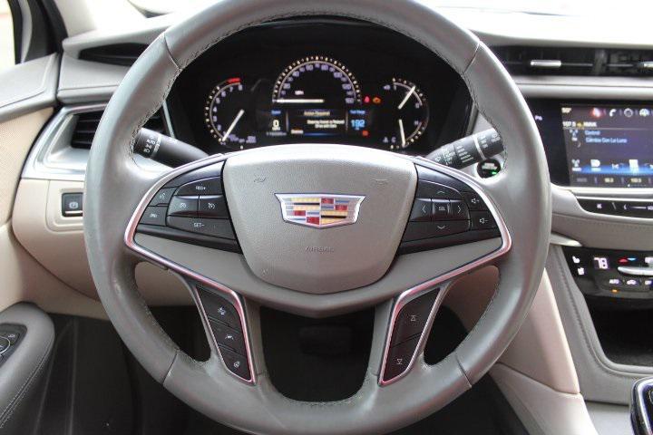 used 2018 Cadillac XT5 car, priced at $13,495