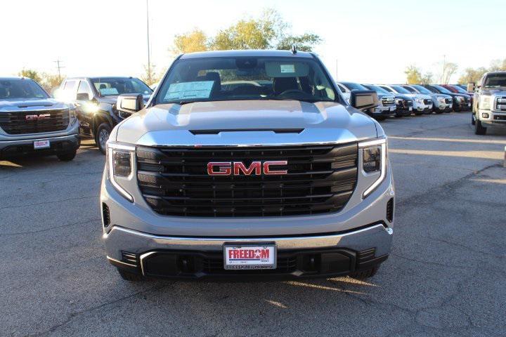 new 2025 GMC Sierra 1500 car, priced at $40,729