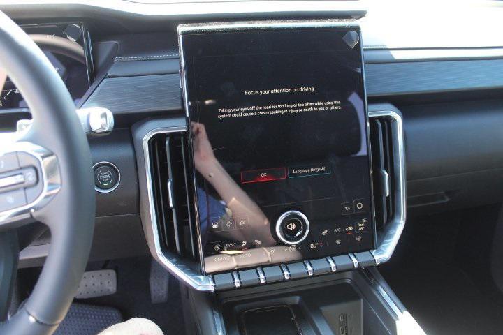 new 2025 GMC Acadia car, priced at $45,330