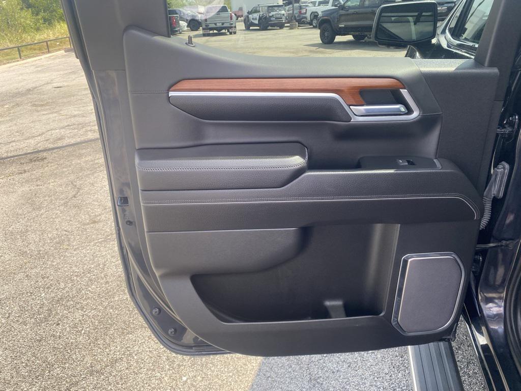 used 2022 GMC Sierra 1500 car, priced at $46,995