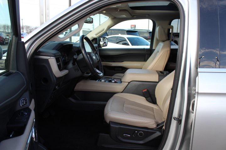 used 2023 Ford Expedition car, priced at $42,994