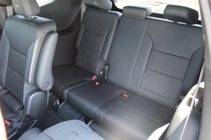 new 2025 Buick Enclave car, priced at $44,330