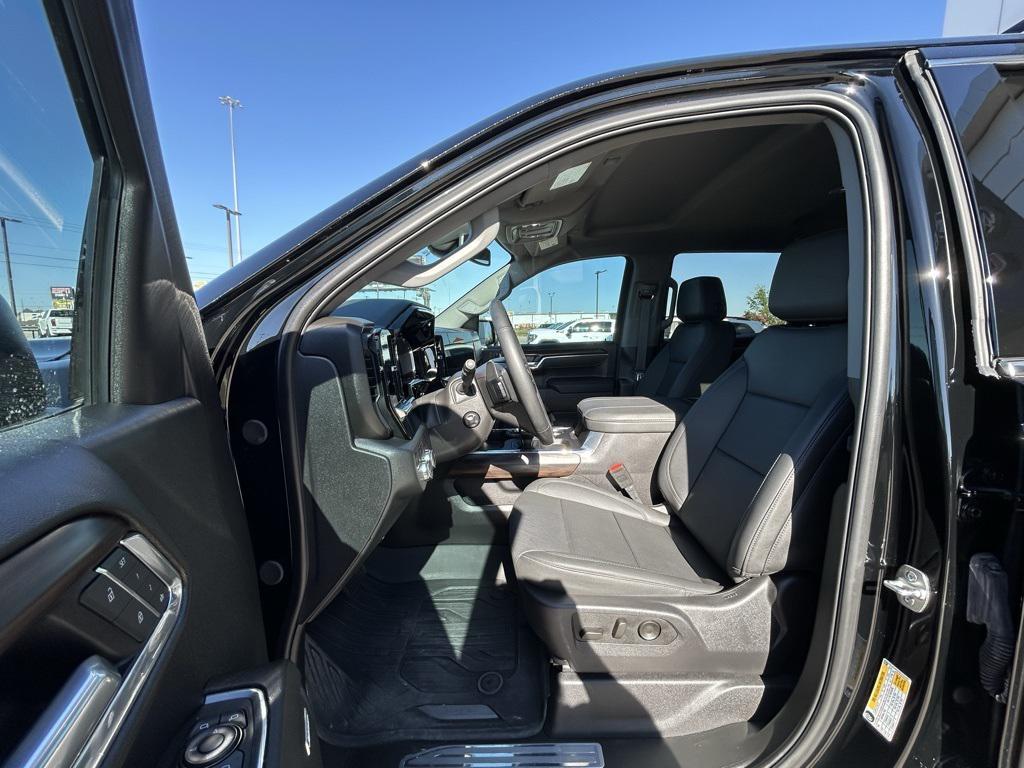 used 2025 GMC Sierra 1500 car, priced at $49,995