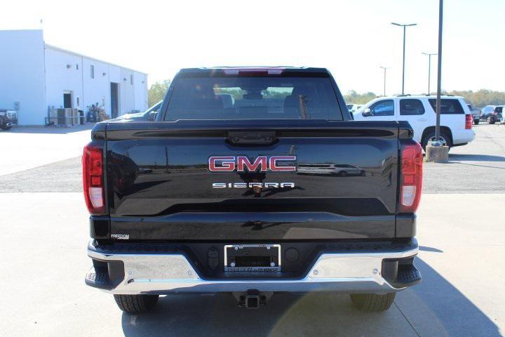 new 2024 GMC Sierra 1500 car, priced at $38,000