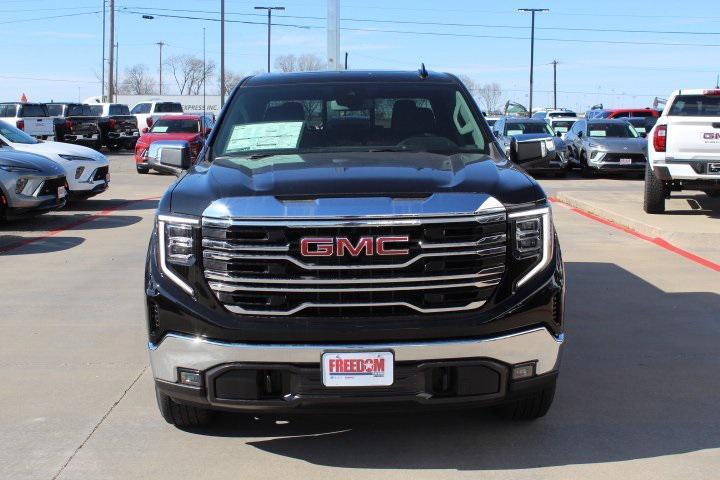 new 2025 GMC Sierra 1500 car, priced at $50,326