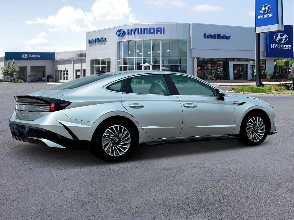new 2025 Hyundai Sonata Hybrid car, priced at $30,733