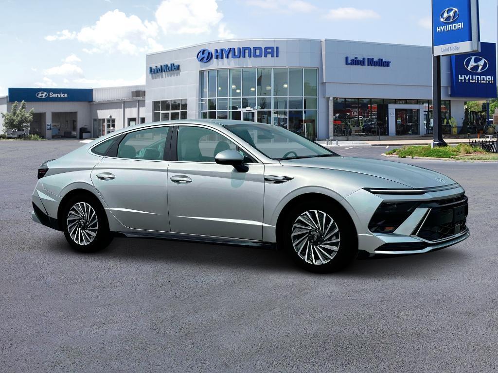 new 2025 Hyundai Sonata Hybrid car, priced at $30,733