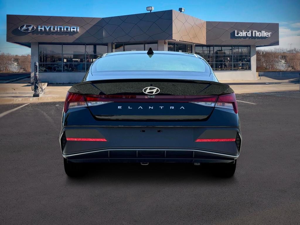 new 2025 Hyundai Elantra car, priced at $22,558