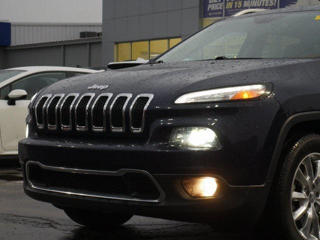 used 2015 Jeep Cherokee car, priced at $12,800