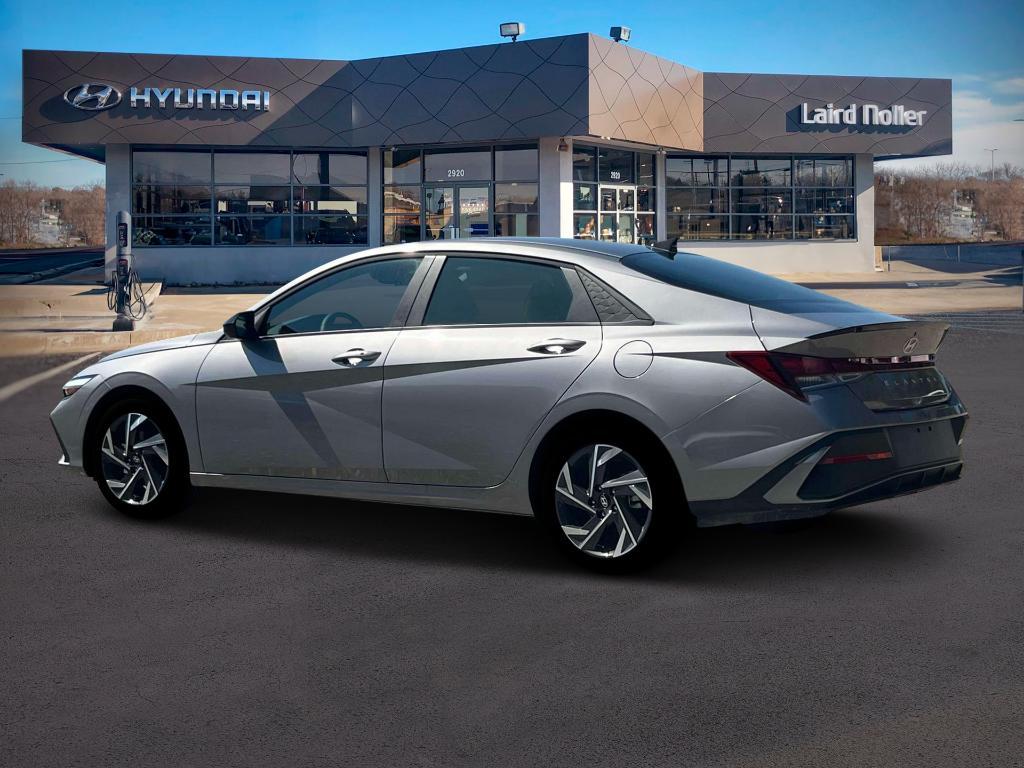 new 2025 Hyundai Elantra car, priced at $22,562