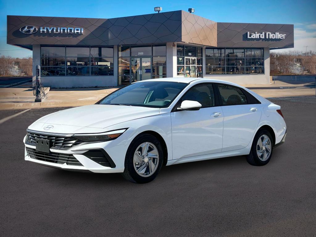 new 2024 Hyundai Elantra car, priced at $22,752