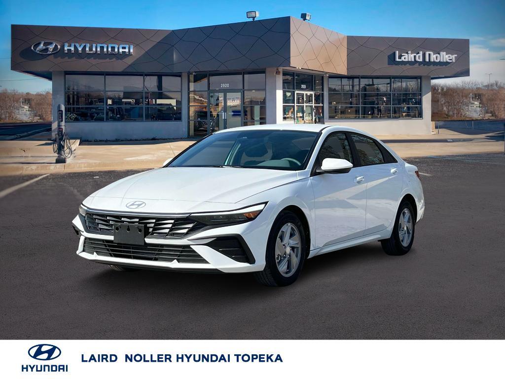 new 2024 Hyundai Elantra car, priced at $22,752