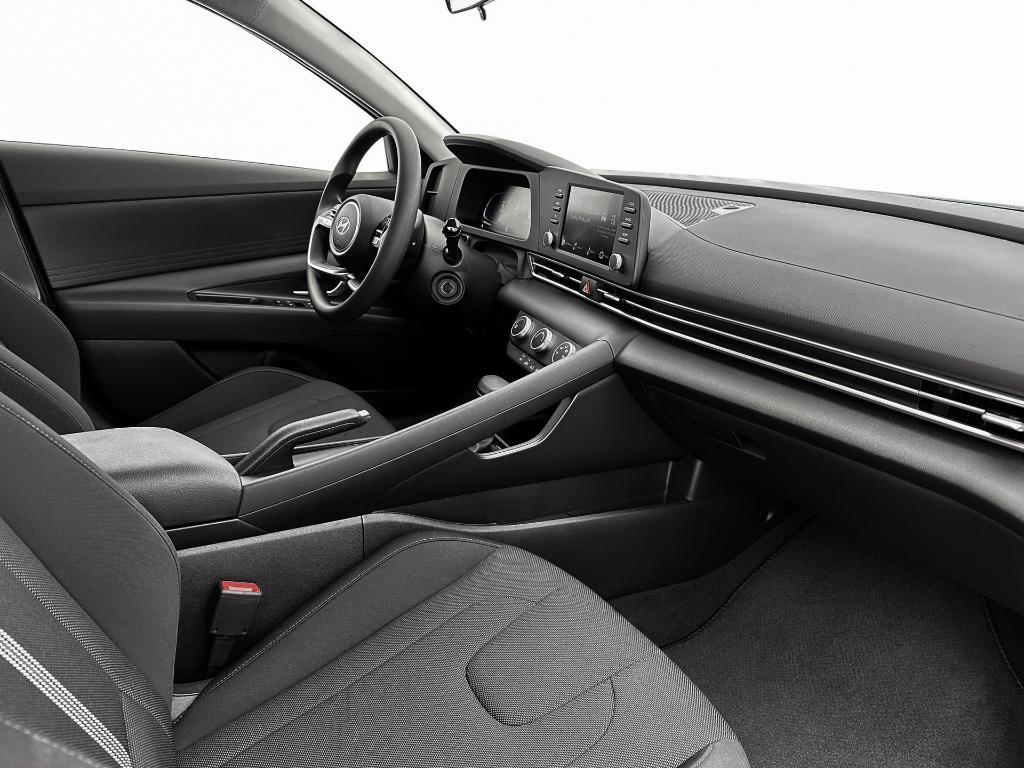 new 2024 Hyundai Elantra car, priced at $22,752