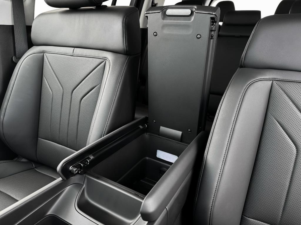 new 2026 Hyundai Santa Fe car, priced at $40,323