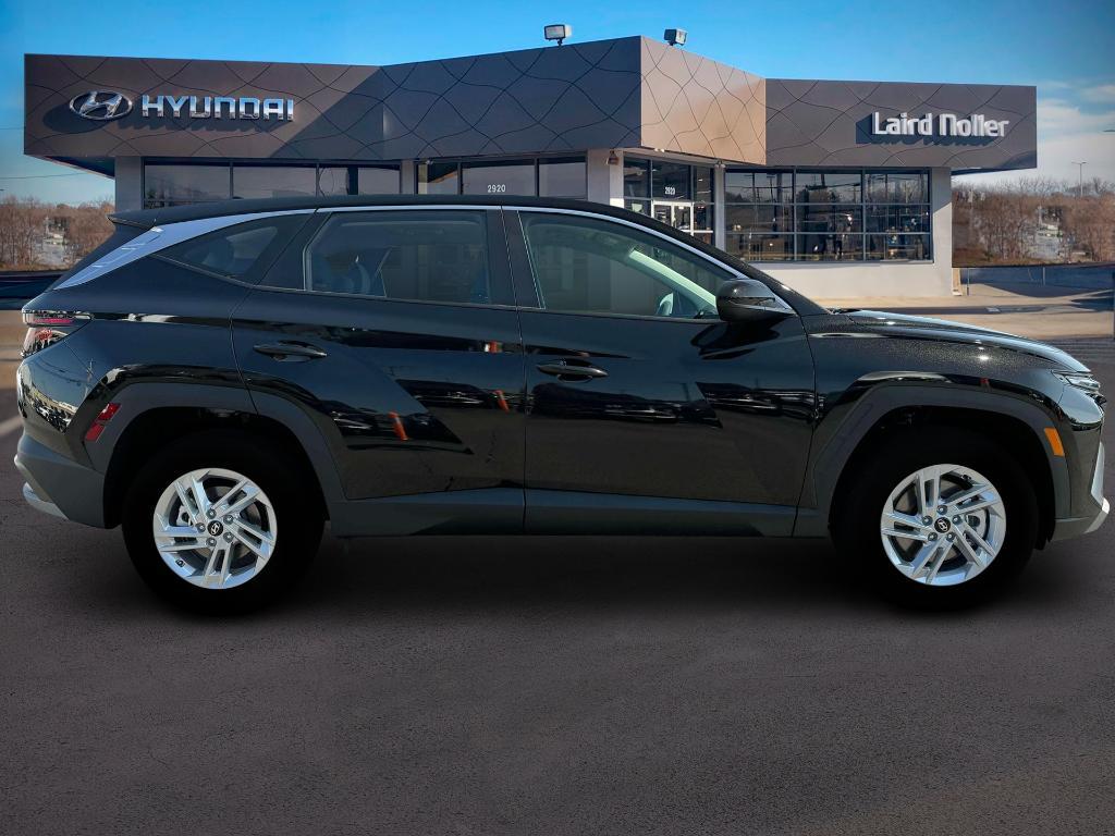 new 2025 Hyundai Tucson car, priced at $26,907