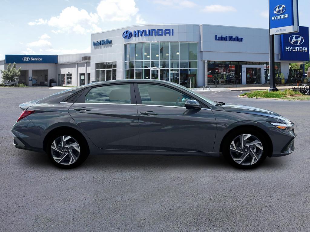 new 2025 Hyundai Elantra car, priced at $25,043