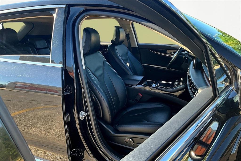 used 2022 Lincoln Nautilus car, priced at $32,495