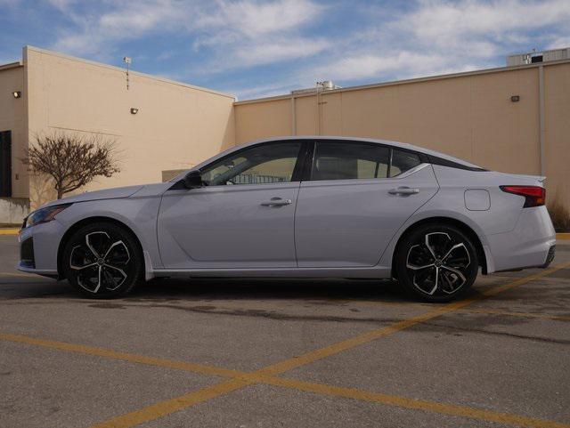 used 2023 Nissan Altima car, priced at $22,250