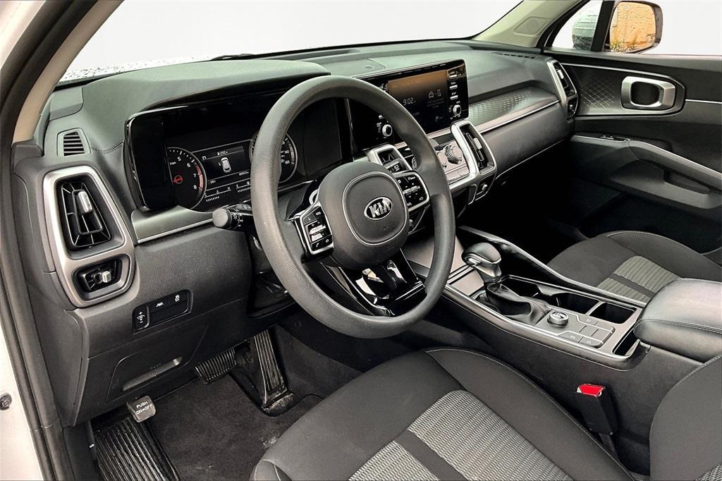 used 2021 Kia Sorento car, priced at $17,541