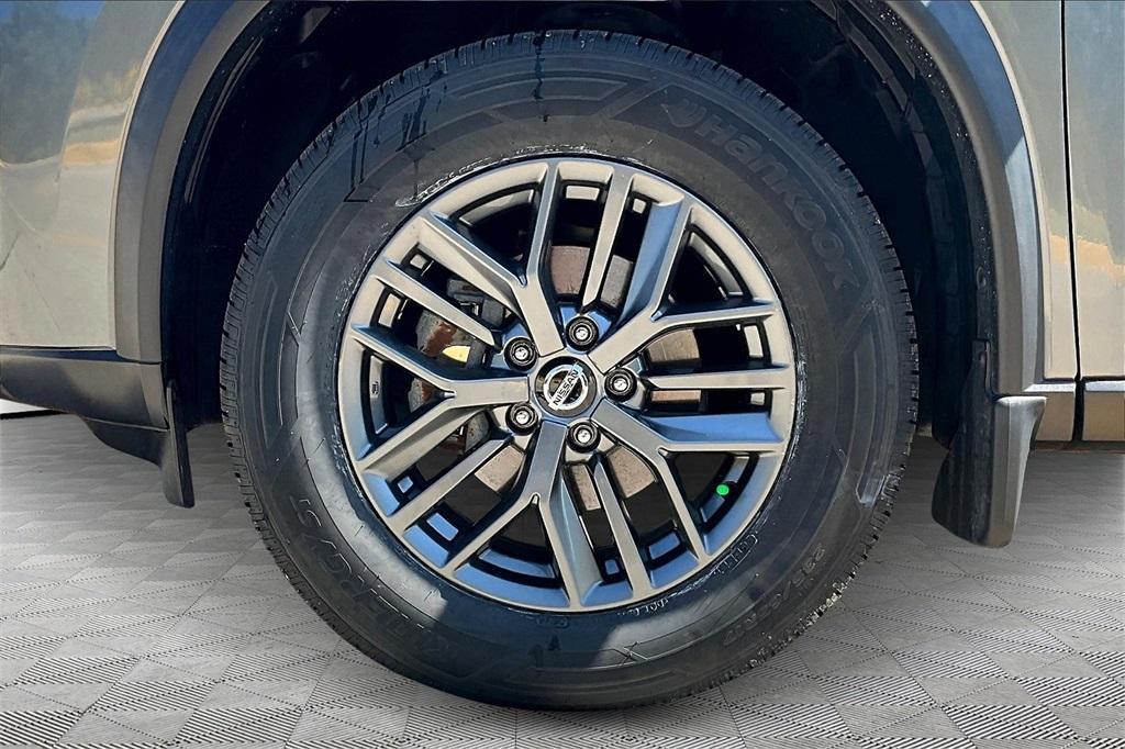 used 2021 Nissan Rogue car, priced at $18,977