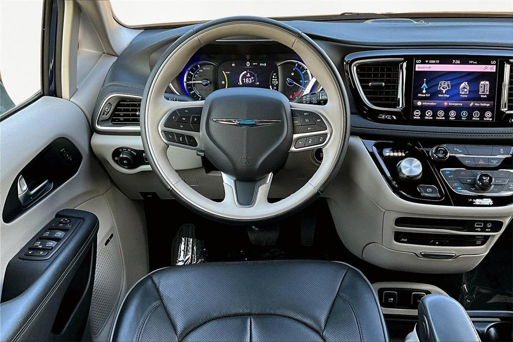 used 2020 Chrysler Pacifica Hybrid car, priced at $29,640