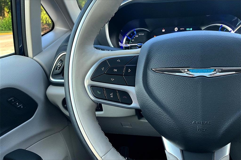 used 2020 Chrysler Pacifica Hybrid car, priced at $29,640