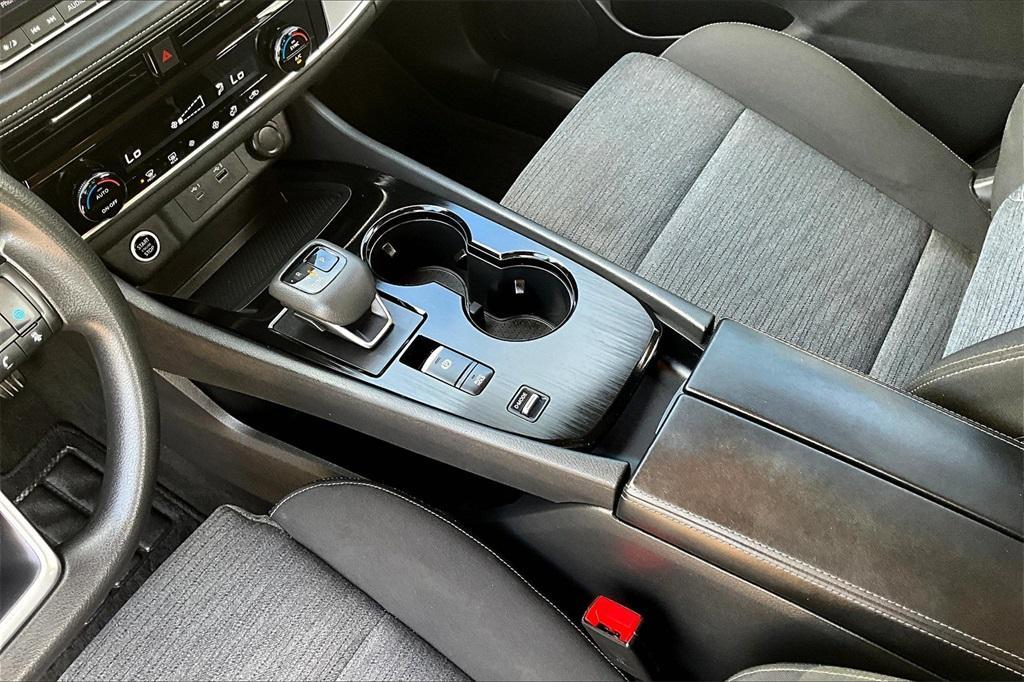 used 2022 Nissan Rogue car, priced at $18,454