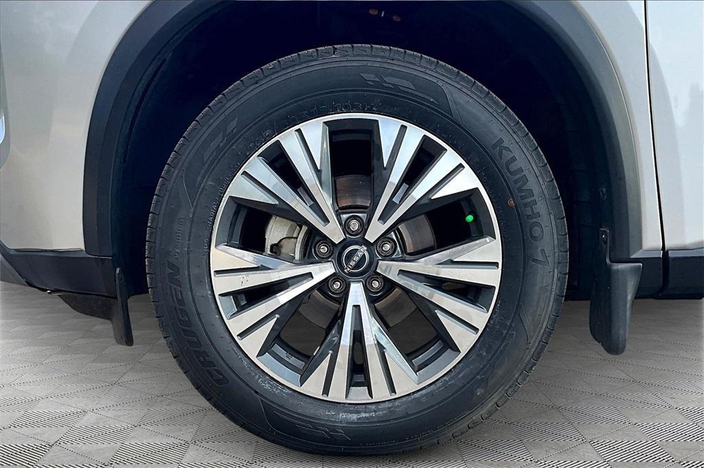 used 2022 Nissan Rogue car, priced at $18,454