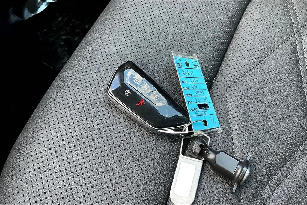 used 2024 Volkswagen Atlas car, priced at $27,982