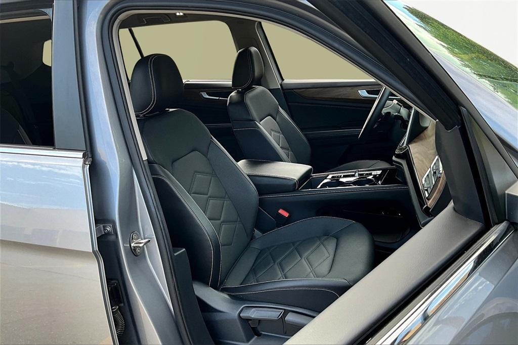 used 2024 Volkswagen Atlas car, priced at $27,982