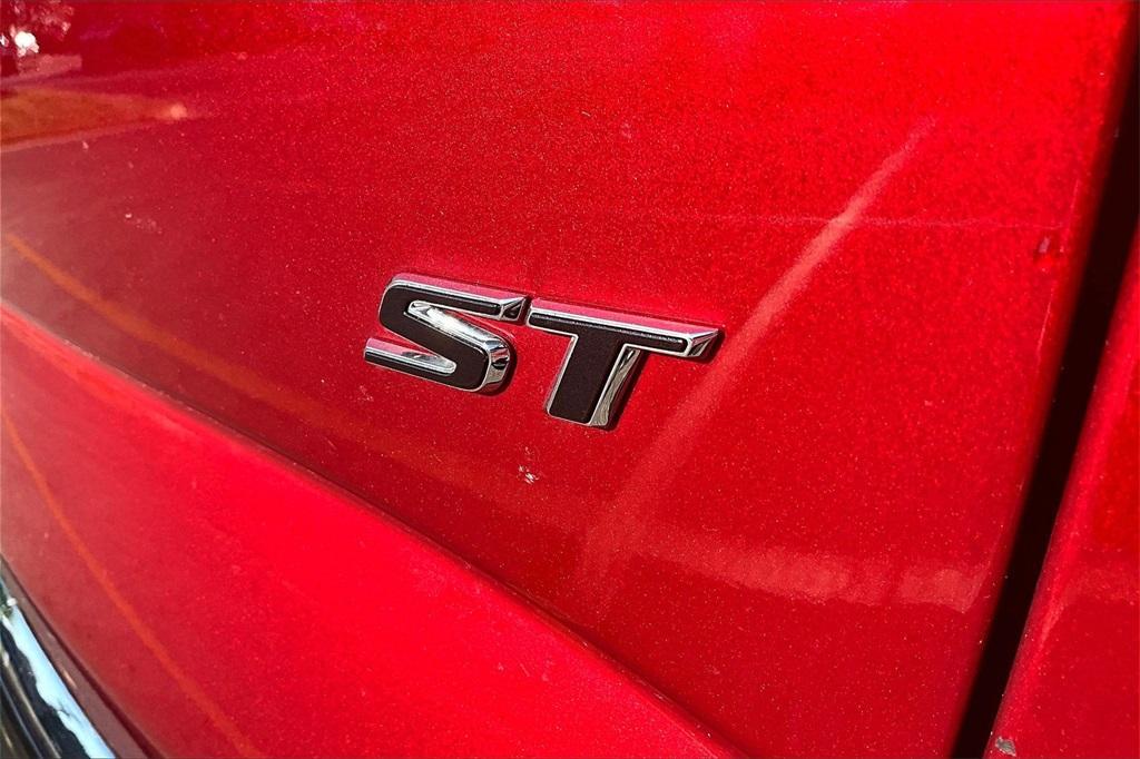 used 2023 Buick Enclave car, priced at $29,228