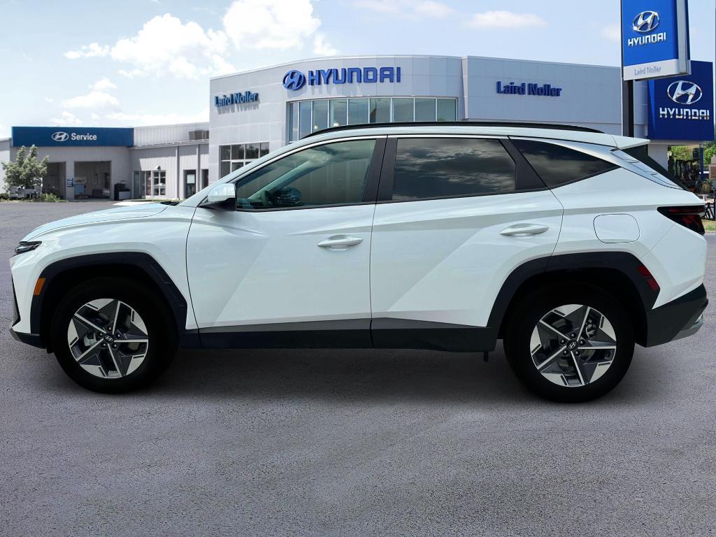 new 2025 Hyundai Tucson car, priced at $29,800