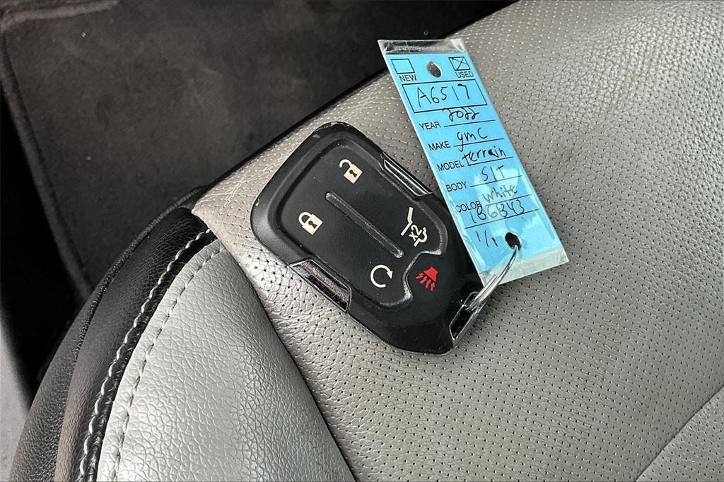 used 2022 GMC Terrain car, priced at $25,175