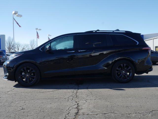 used 2022 Toyota Sienna car, priced at $38,900