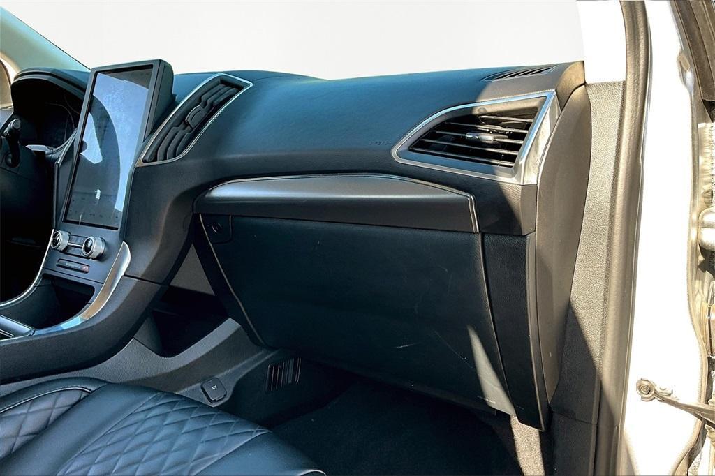 used 2023 Ford Edge car, priced at $27,119