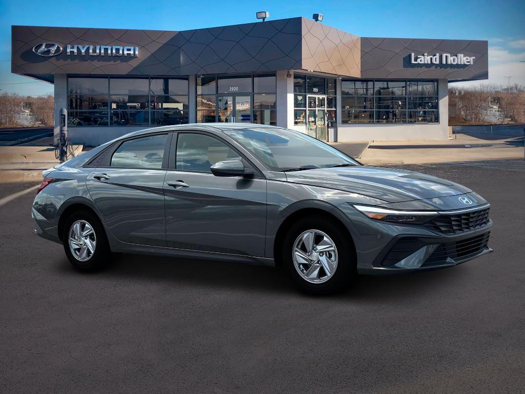 new 2024 Hyundai Elantra car, priced at $22,310