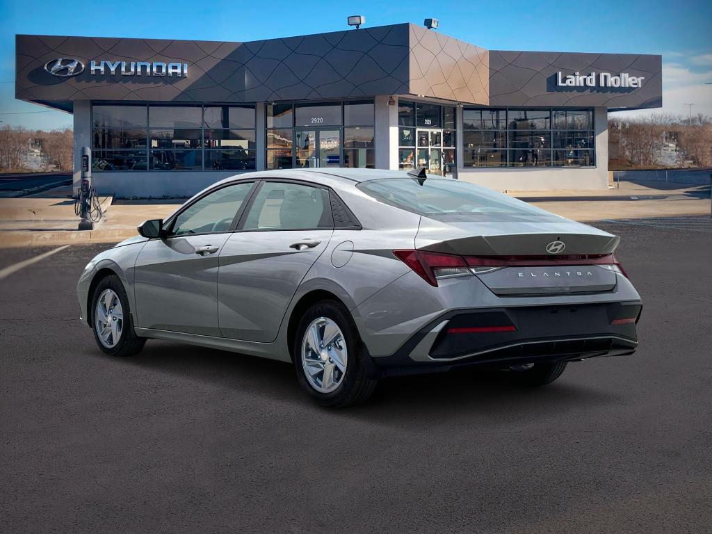 new 2024 Hyundai Elantra car, priced at $22,300
