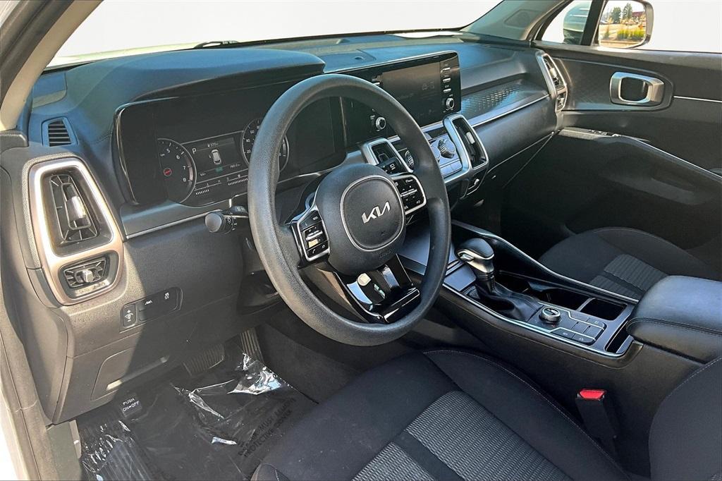 used 2022 Kia Sorento car, priced at $22,777