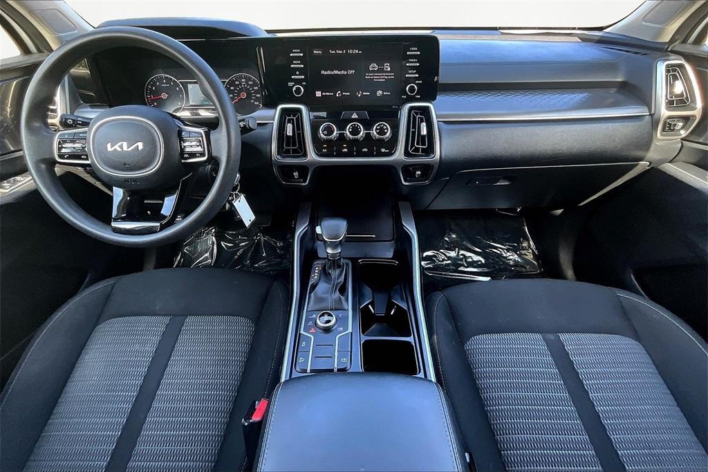used 2022 Kia Sorento car, priced at $22,777