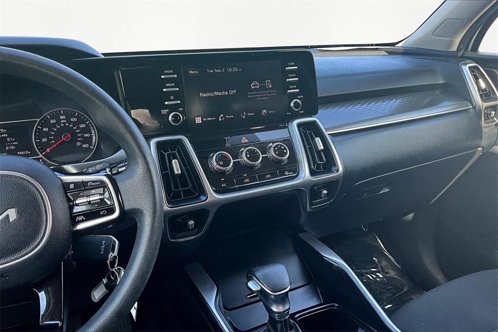 used 2022 Kia Sorento car, priced at $22,777