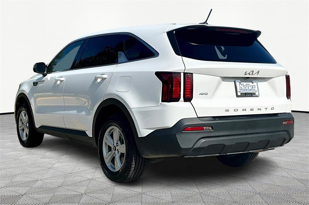 used 2022 Kia Sorento car, priced at $22,777