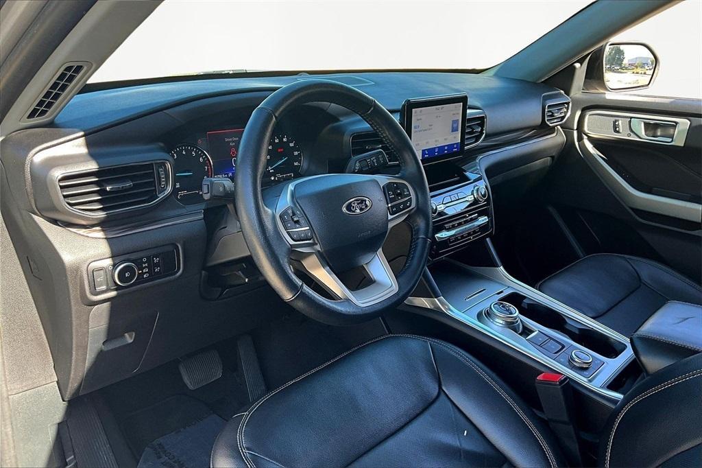 used 2023 Ford Explorer car, priced at $28,998