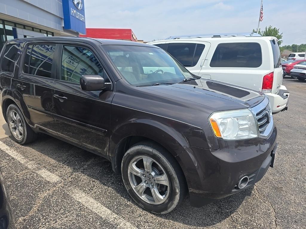 used 2015 Honda Pilot car, priced at $13,995