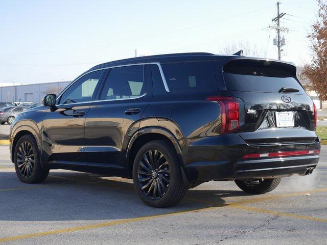 used 2025 Hyundai Palisade car, priced at $53,900