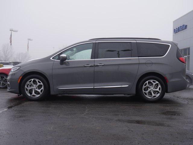 used 2022 Chrysler Pacifica car, priced at $28,000