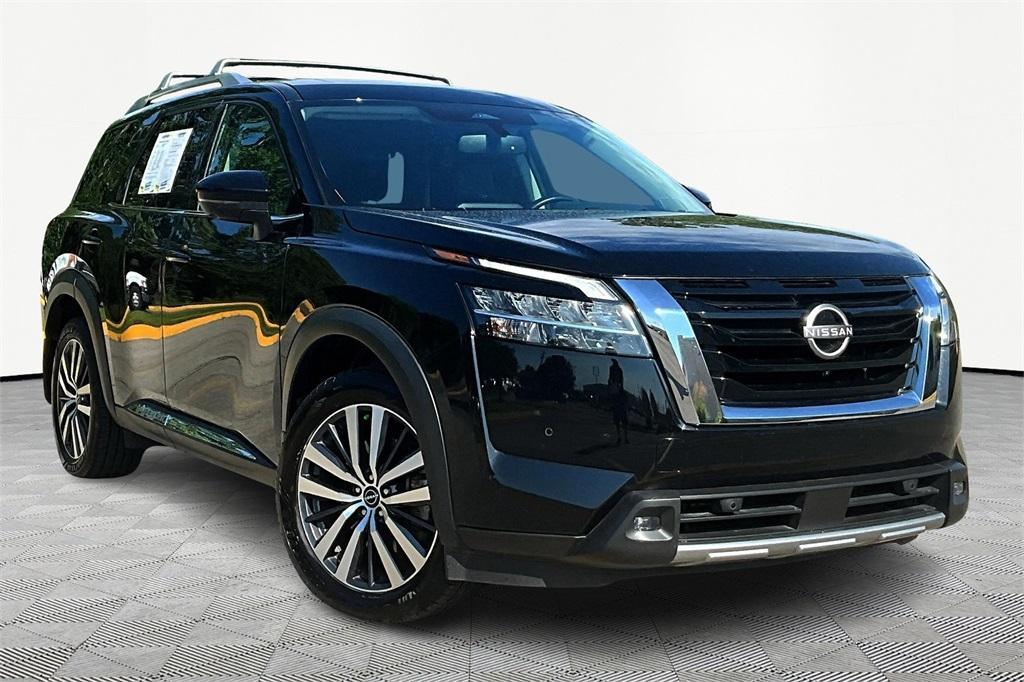 used 2022 Nissan Pathfinder car, priced at $30,991