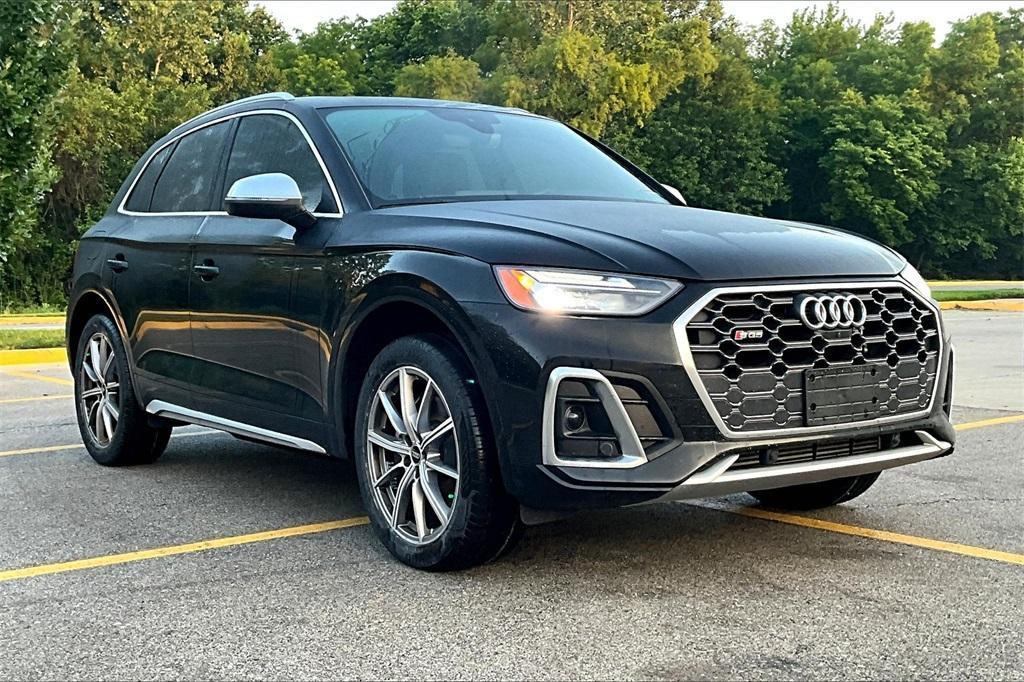 used 2022 Audi SQ5 car, priced at $33,900