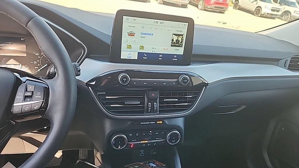 used 2022 Ford Escape car, priced at $22,445