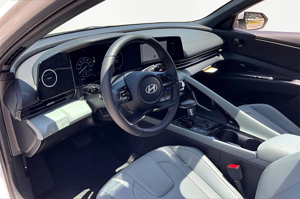 used 2025 Hyundai ELANTRA HEV car, priced at $28,795